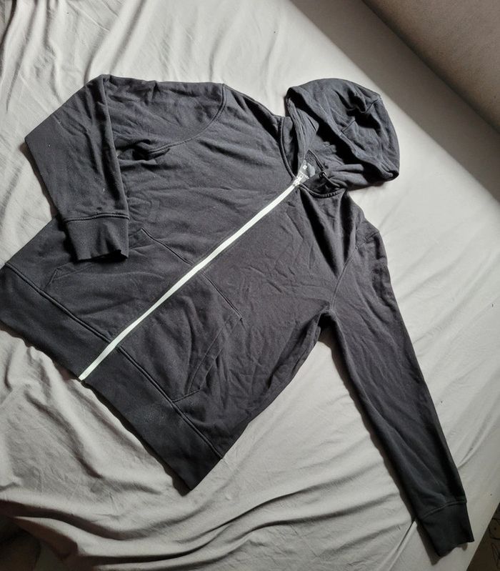 🖤 Gilet zippé Clockhouse regular 🖤 Taille L - photo numéro 2