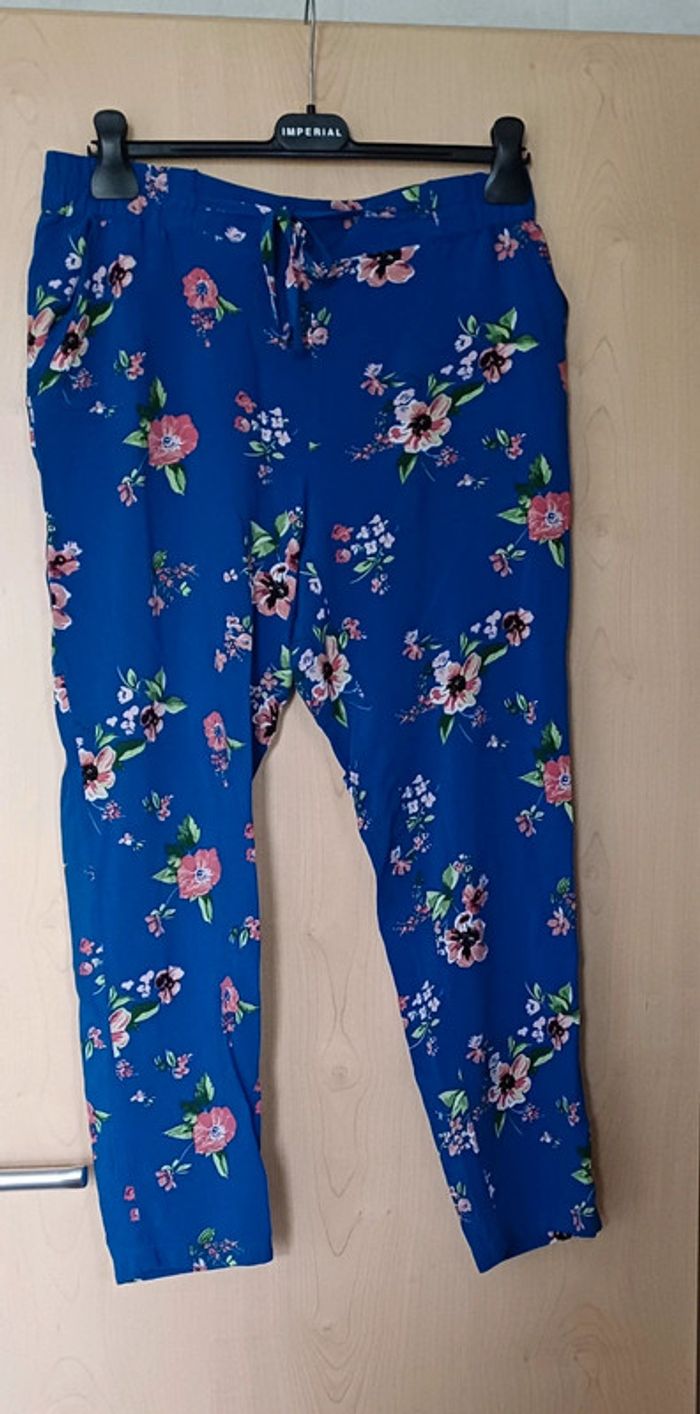 Pantalon fleuri Vero Moda – Taille XL