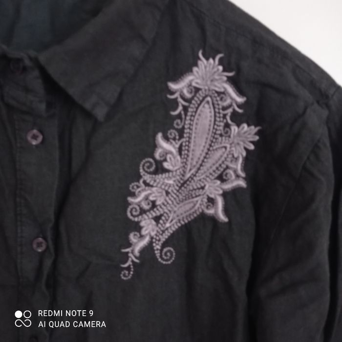 Chemise noire t44 - photo numéro 2