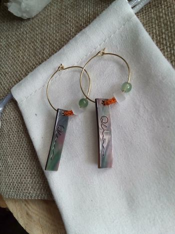 Créoles aventurine et n'a'c'r'e naturelle 🤍.