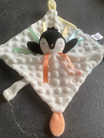 Doudou pingouin plat les émotions l’atelier gigogne