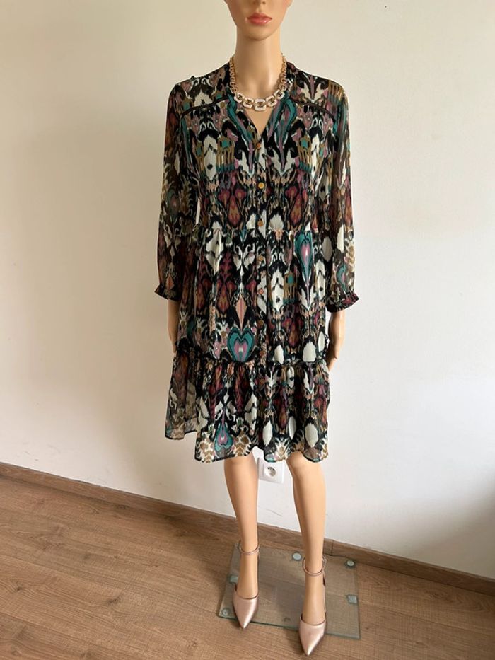 Robe imprimée avec manches 3/4 Naf Naf taille 40 jamais portée - photo numéro 3
