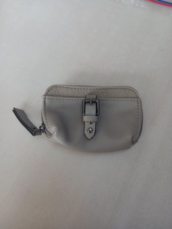 Petit porte-monnaies gris (cuir synthétique)