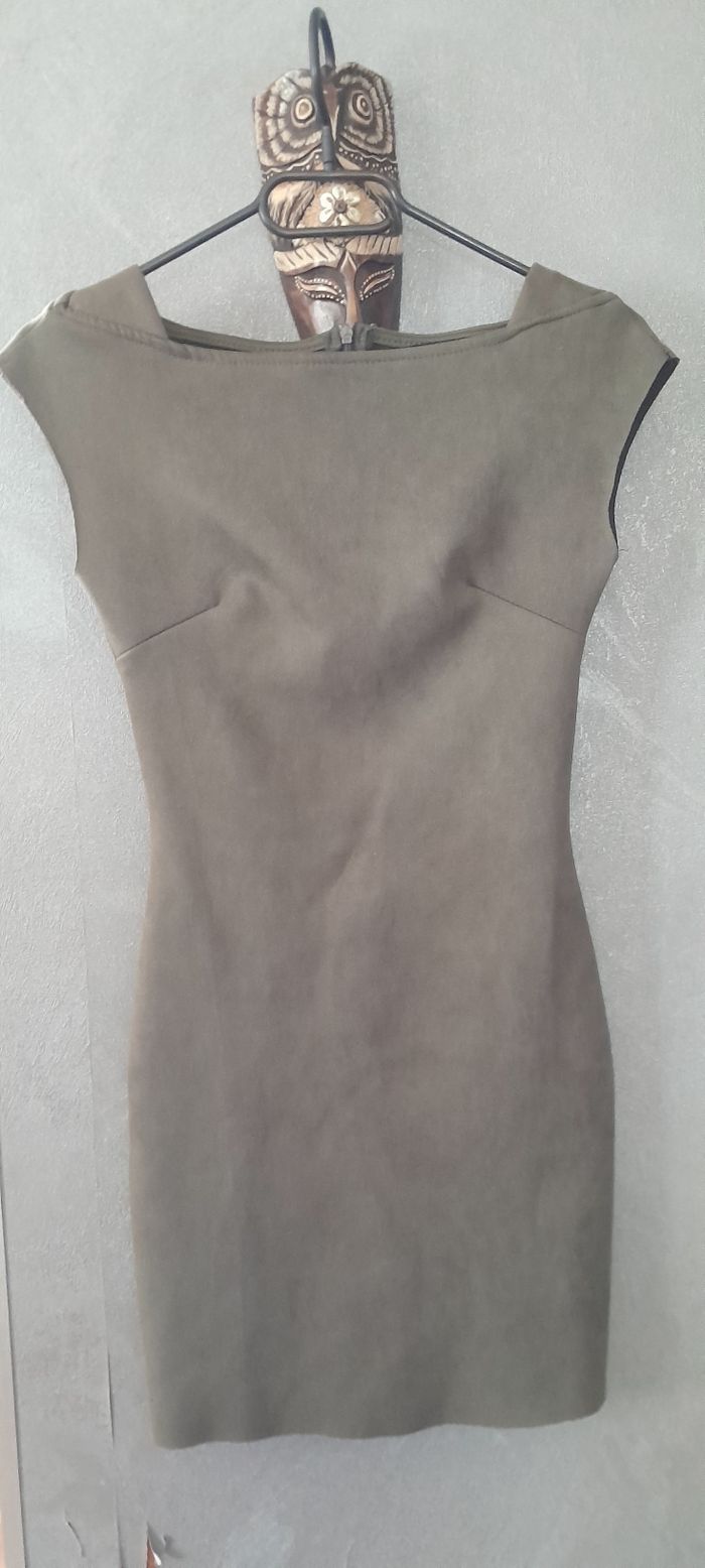 Robe courte