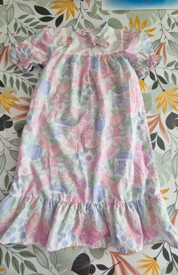 Chemises de nuit taille 4 ans - printemps - photo numéro 2
