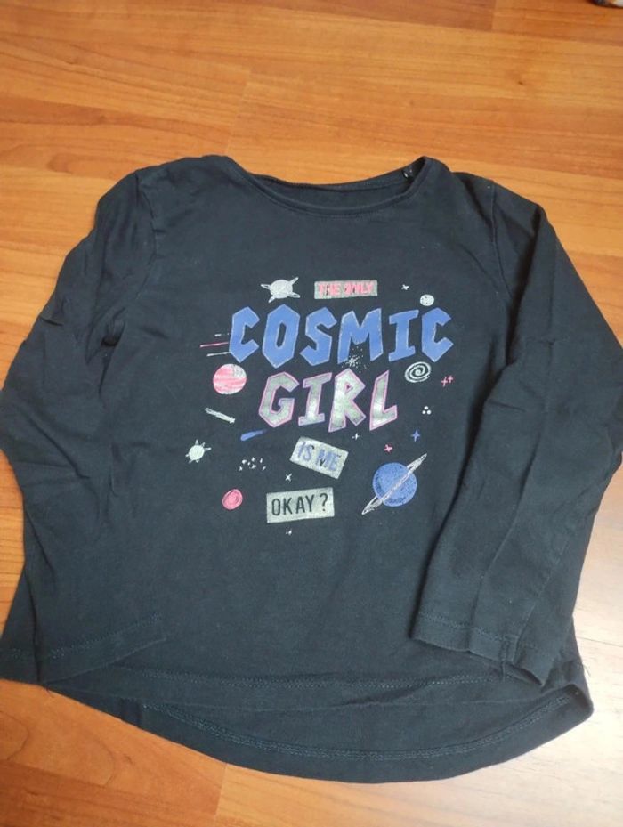 Maillot manches longues taille 6 ans (115-119 cm) Kiabi en très bon état