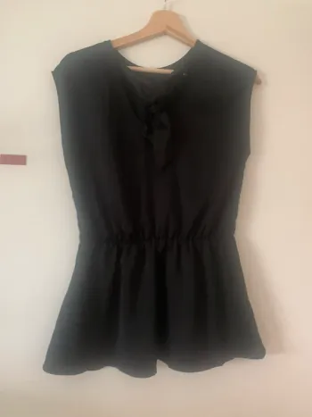 Haut noir