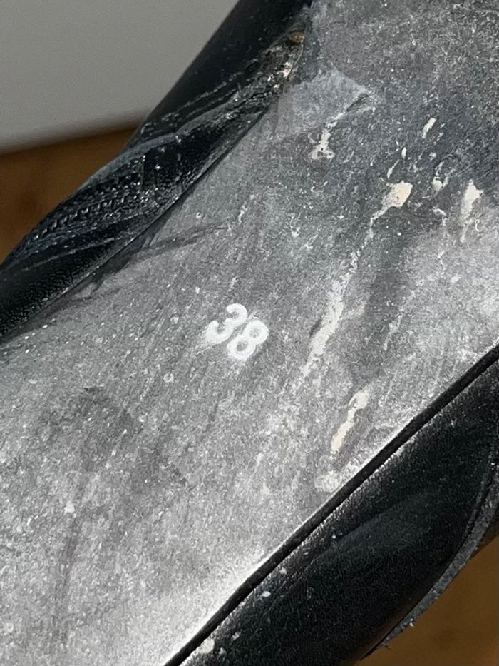 Botte à talons noires, taille 38 - photo numéro 5