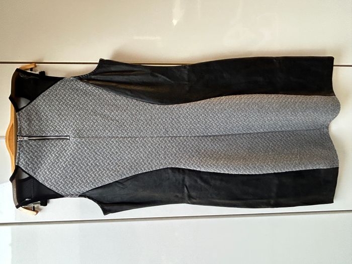 Robe noire et grise bimatière Divided by H&M - Taille 38 - photo numéro 3