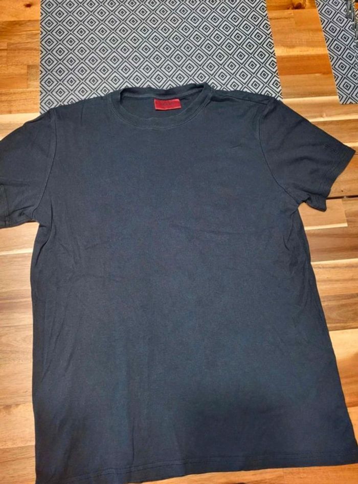 Tee shirt noir basic hugo Boss taille S