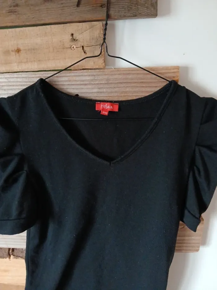 T.shirt noir - photo numéro 3