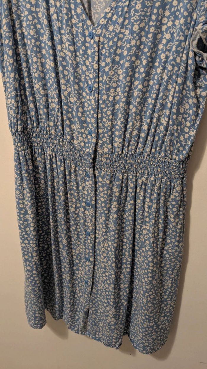 Robe d'été fleurie - photo numéro 4