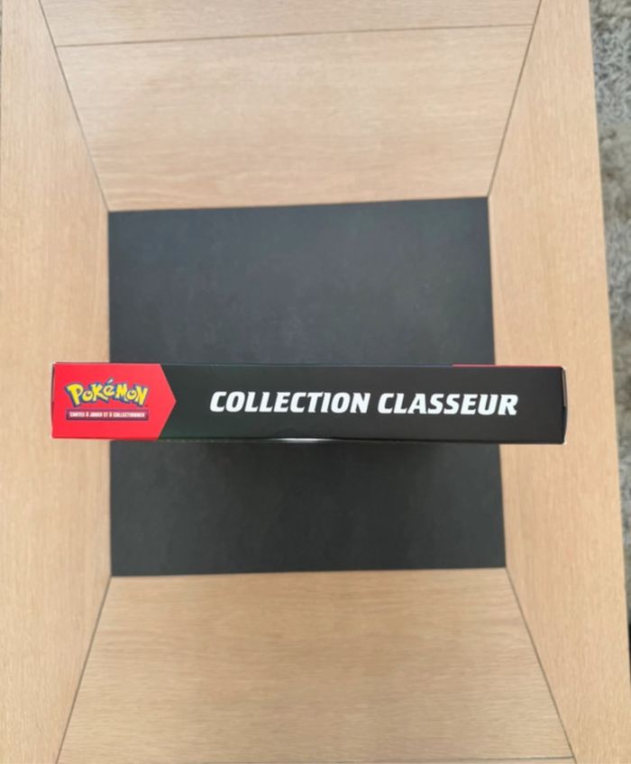 Coffret Pokémon Classeur Évolution Prismatique EV8.5 FR Neuf Scellé - photo numéro 3