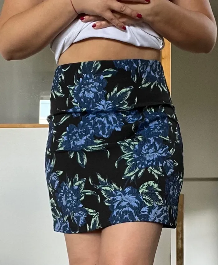Jupe bleu brodée Dorothy Perkins