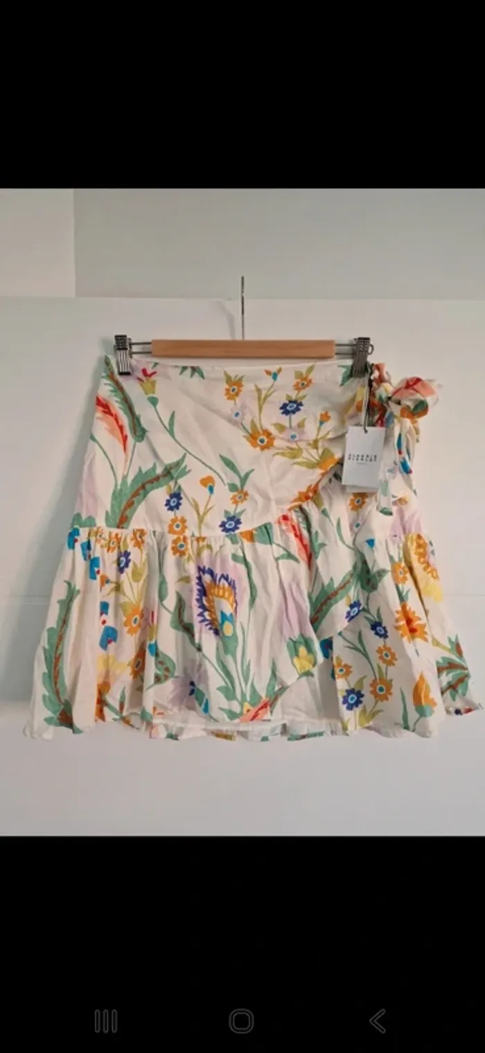Jupe portefeuille Claudie Pierlot taille 40 neuve - photo numéro 2