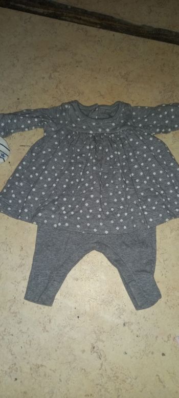 Robe combi petit bateau 1mois