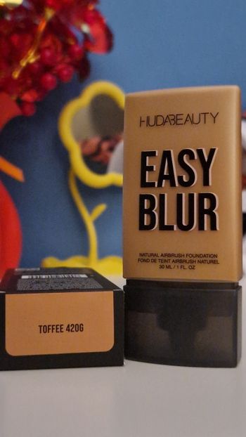 Hudabeauty fond de teint toffee 420G 30ml neuf jamais utilisé jamais ouvert