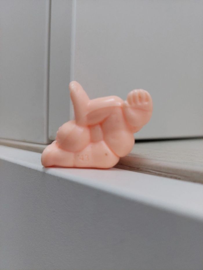 Figurine babies vintage n°43 - photo numéro 3