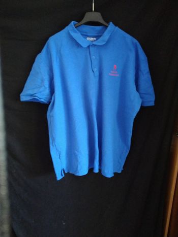Polo bleu
