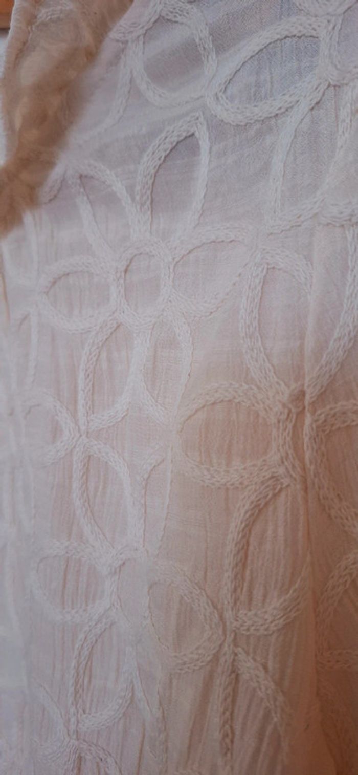 🤍 Blouse bohème écrue – Neuve - dentelle florale & chic Parfaite pour la rentrée - photo numéro 7