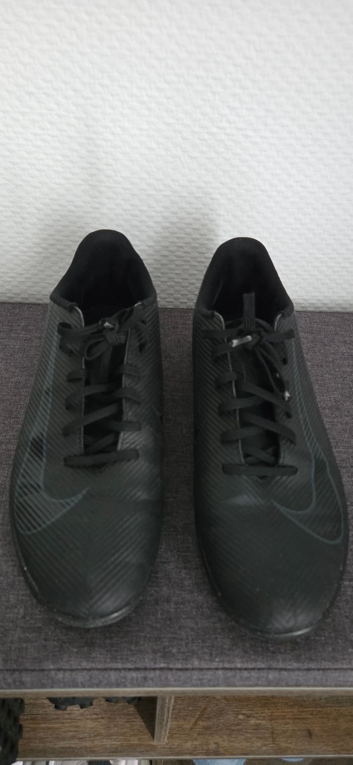 Basket foot salle Nike