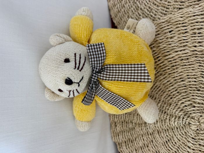 souris CP INTERNATIONAL doudou boule jaune noeud vichy marron et beige