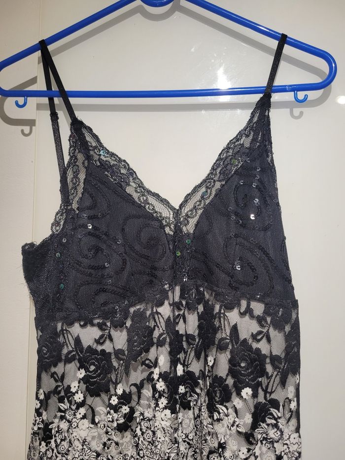 Robe élégante - photo numéro 3