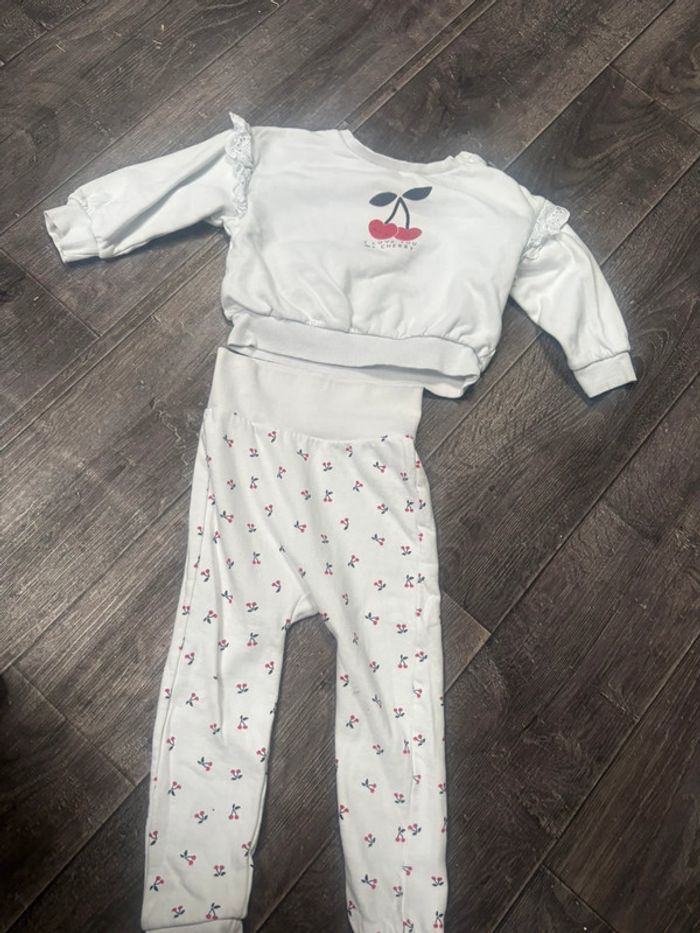 Ensemble fille Kiabi 3 ans cerise