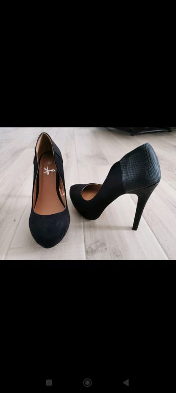 Escarpins  haut talons noir