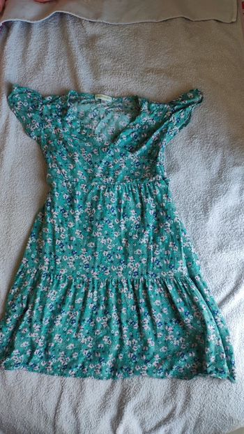 Robe fleurie à fleurs 7 ans