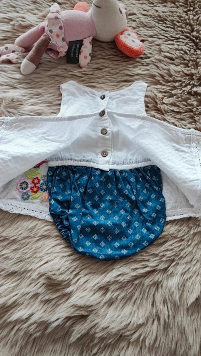 Robe body blanche bleu orchestra 1 mois - photo numéro 5