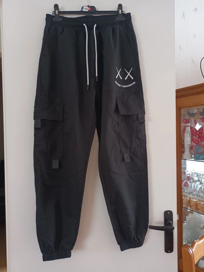 Pantalon cargo
