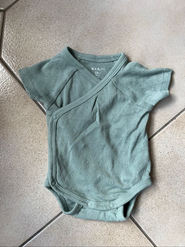 Lot de 5 bodies taille naissance 0 mois - photo numéro 2