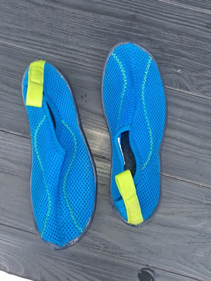 Chaussures de plage 30 31 tribord