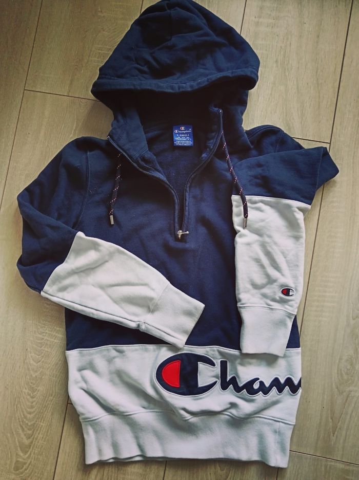 Sweats Champion Taille X/S en bleu et blanc, comme Neuf sans étiquette.