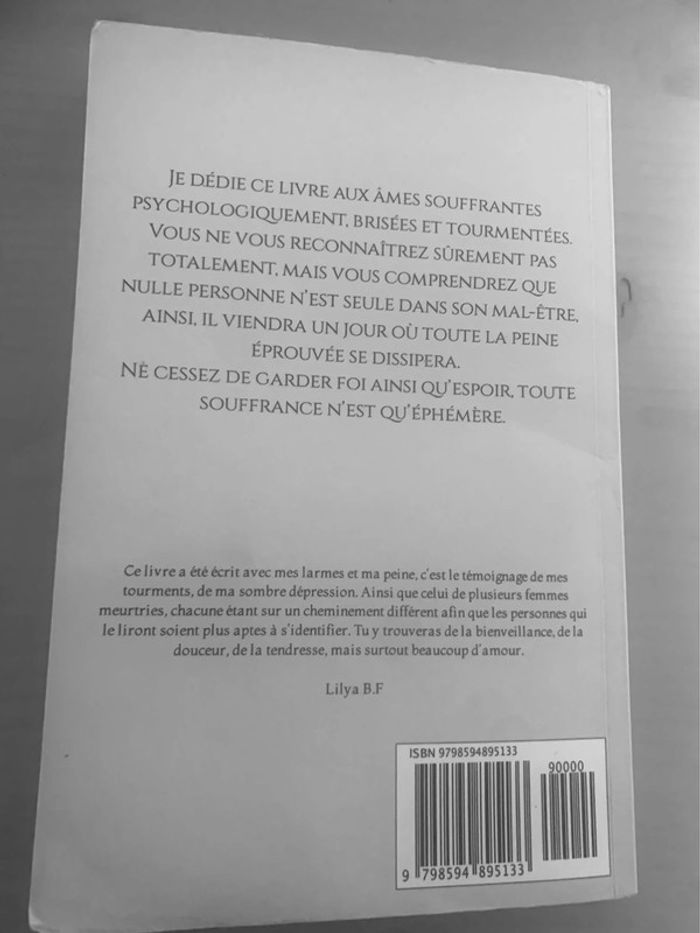 Livre apaise ton cœur et fleuris ton âme de Lylia B.F - photo numéro 2