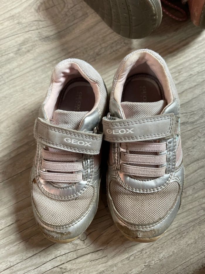 Lot de 4 paires de chaussures geox enfant fille pointure 23 et 25i - photo numéro 13