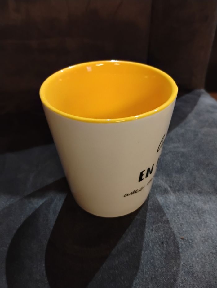 Mug café en paix avec mon chien - photo numéro 3