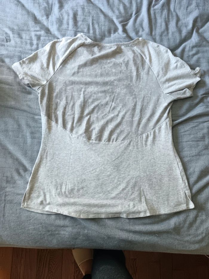 Tee-shirt Domyos taille 38 - photo numéro 2