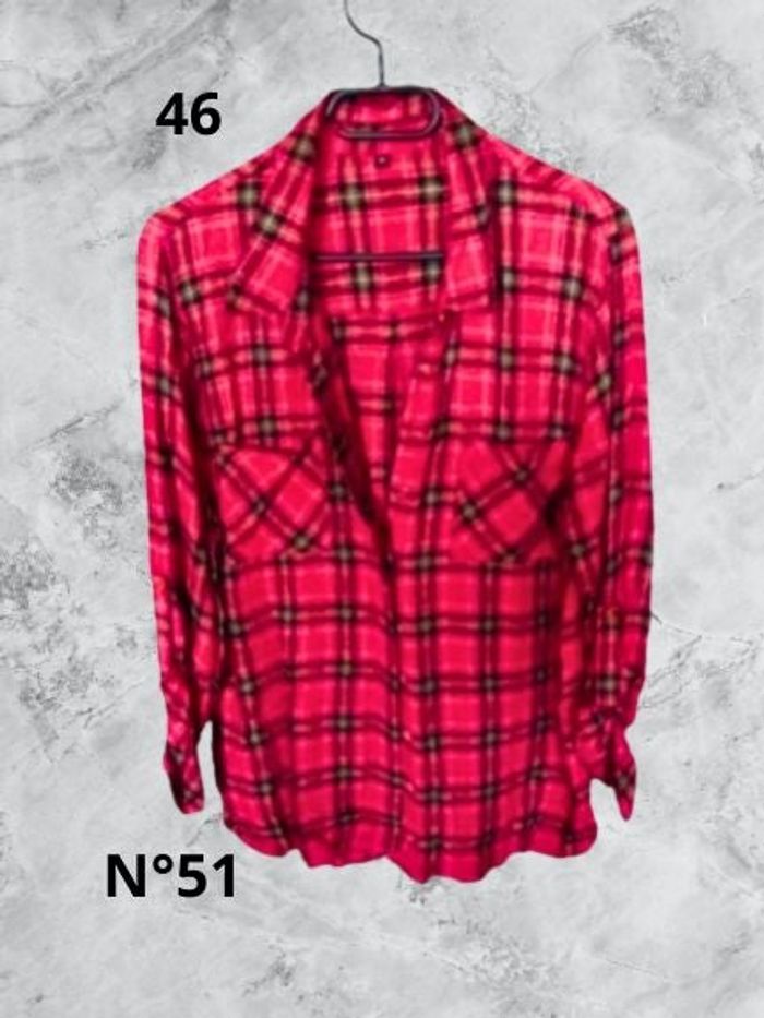N°51 Chemise rouge/noir T46.