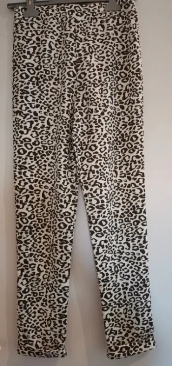 Superbe Pantalon Boohoo Taille 38 Neuf