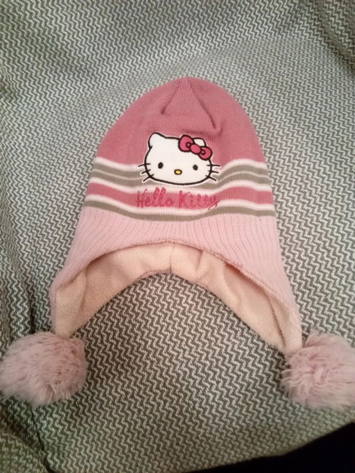 Bonnet/Chapka "Hello Kitty"- T. 3/4 ans