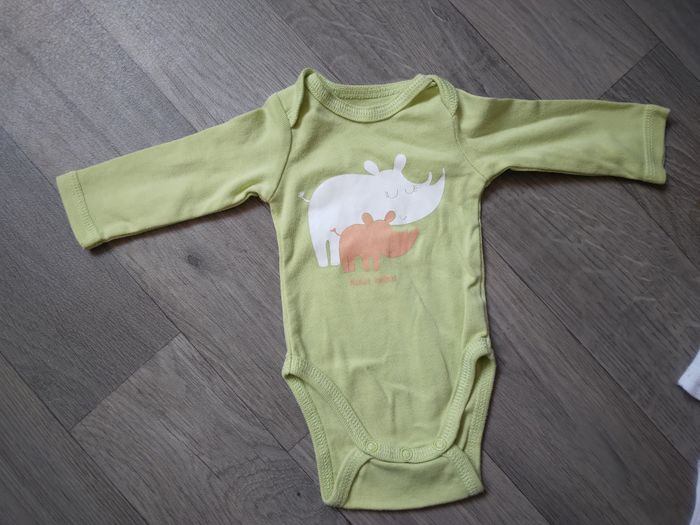 lot vetements 1 mois - photo numéro 5