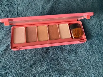 Palette  neuve  de qualité