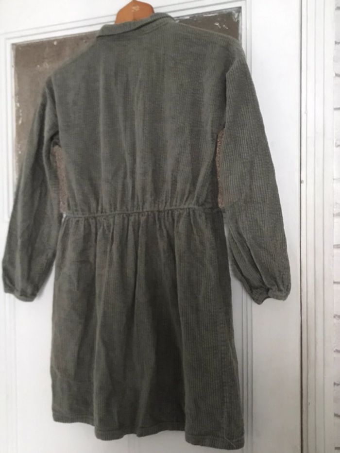 Robe type velour marque kiabi taille 12 ans - photo numéro 12