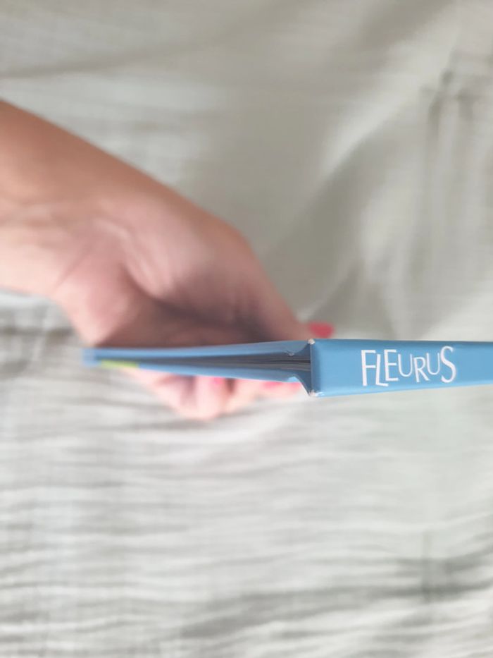 Livre Léna n'aime pas les soirées pyjama - Fleurus - photo numéro 3