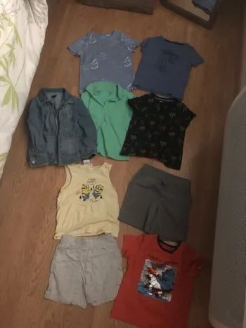Lot de vêtement été 5 ans
