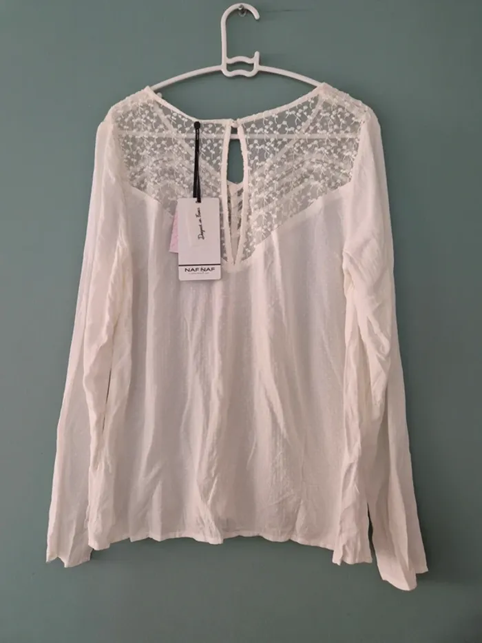 Blouse blanche a manches longues et dentelle, nafnaf taille 38 neuve - photo numéro 5