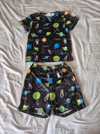 Ensemble pyjama  short+t-shirt 130 cm