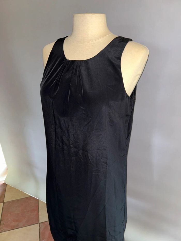 Robe noire chic décontractée - photo numéro 2